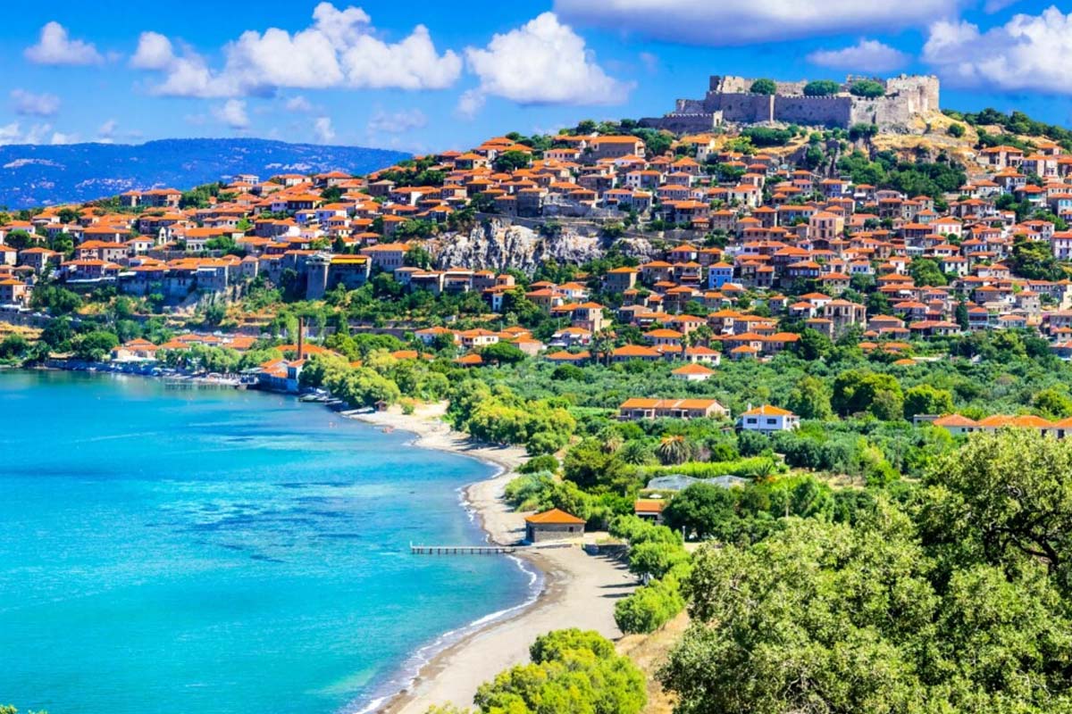 Ilha de Lesbos: como o lugar deu origem à palavra lésbica